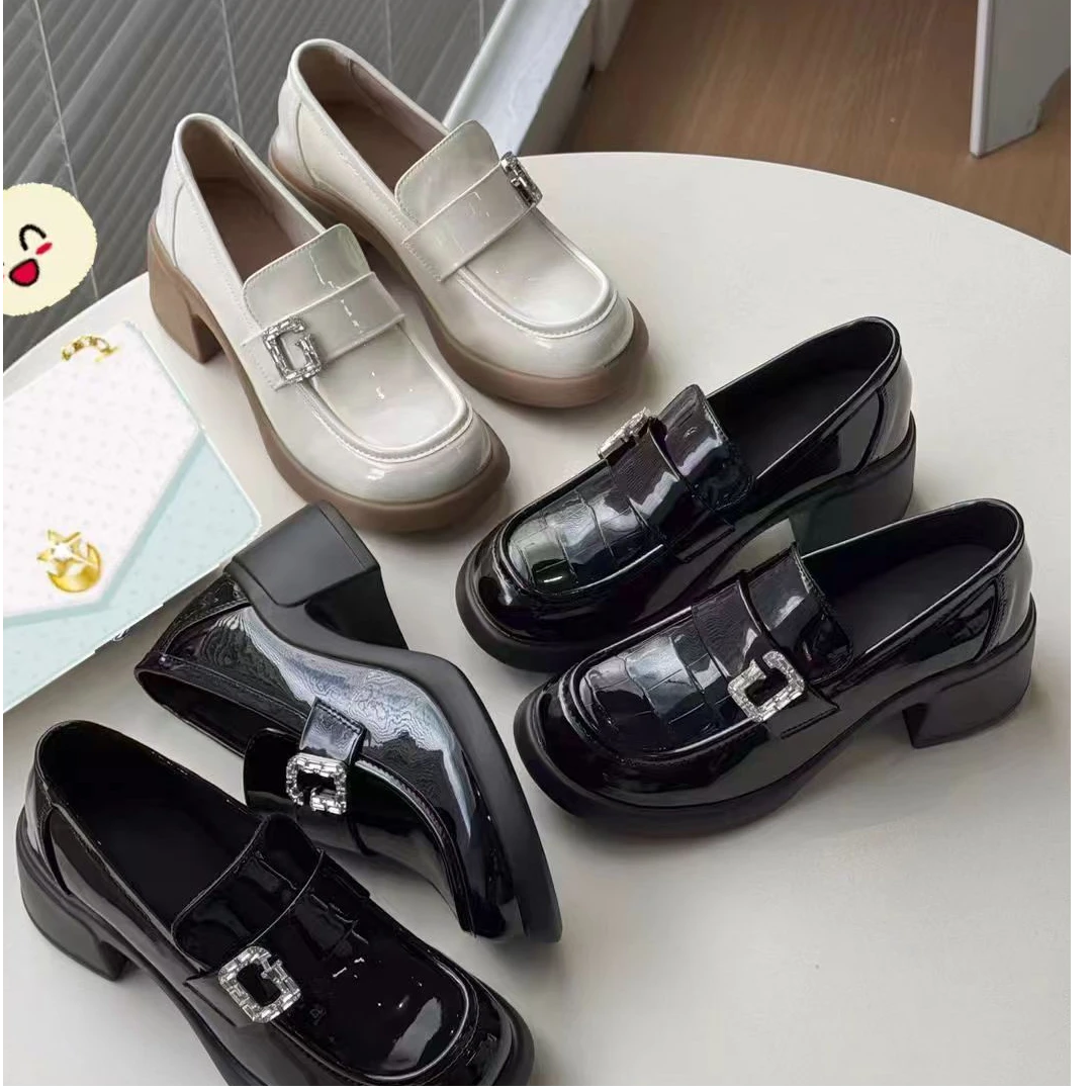 f牛漆皮一脚蹬乐福鞋2025秋季英伦风粗跟厚底百搭舒适单皮鞋