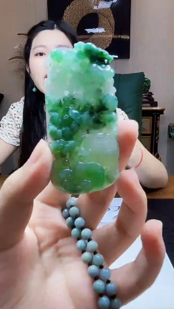 未镶嵌定制翡翠吊坠155