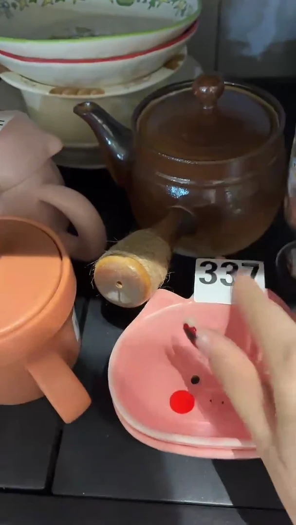 瓷337 小猪 味碟 瑕疵