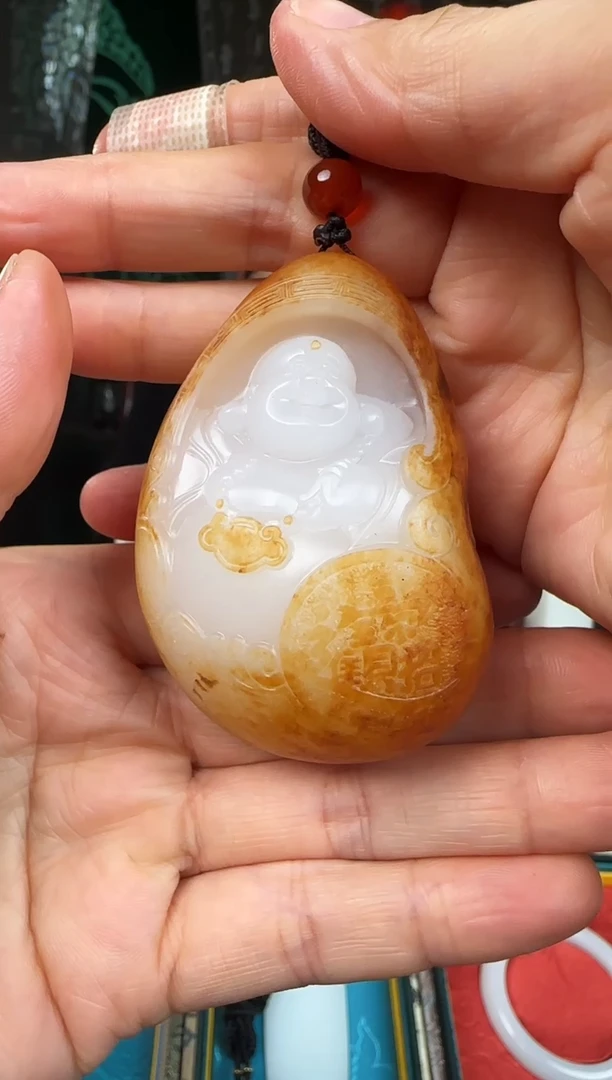 未镶嵌和田玉把件弥勒