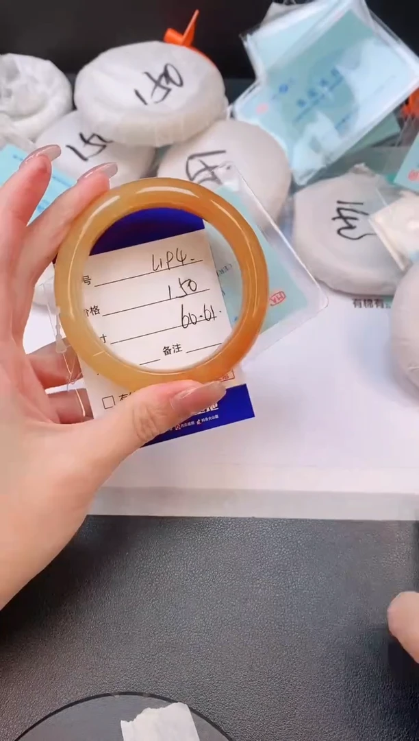 未镶嵌手镯石英质玉23L194-60