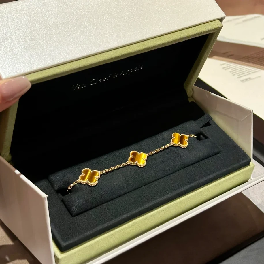 99新 梵克雅宝 小花6枫 中号五花手链 新扣 18K黄金/虎眼石 S-M码