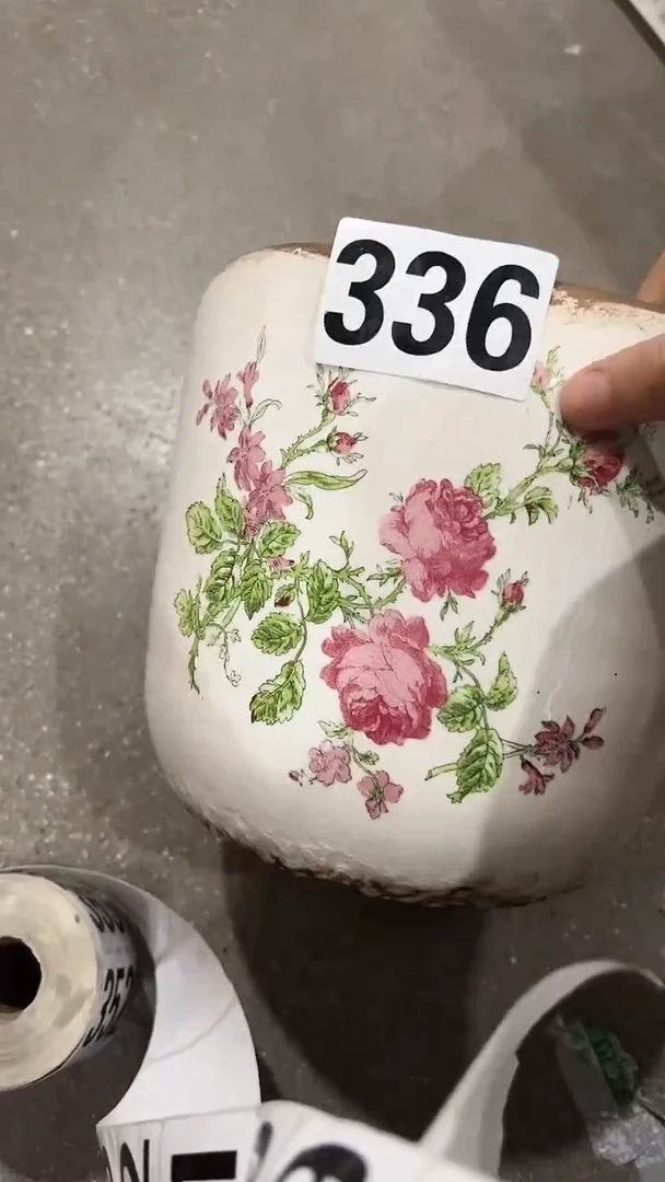 【闪购商品】陶瓷有孔花盆高19cm内口17.5cm