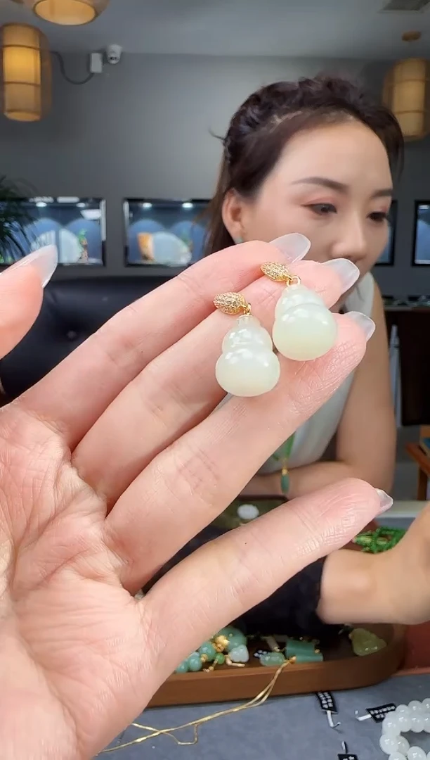 吊坠(不含链)银S925镶嵌和田玉1
