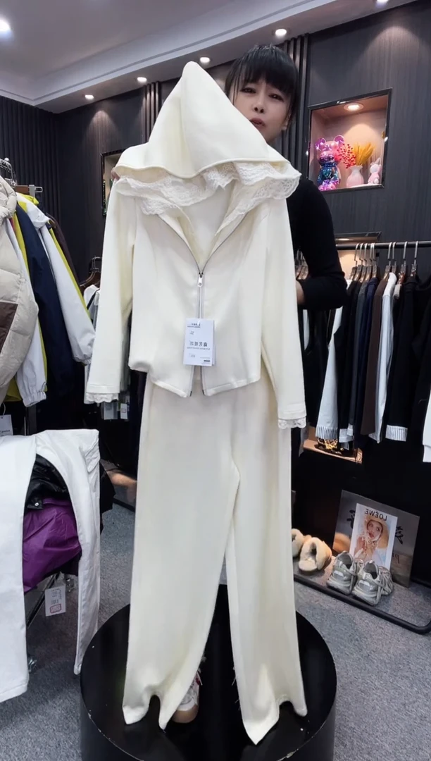 8613套装杏色----小码