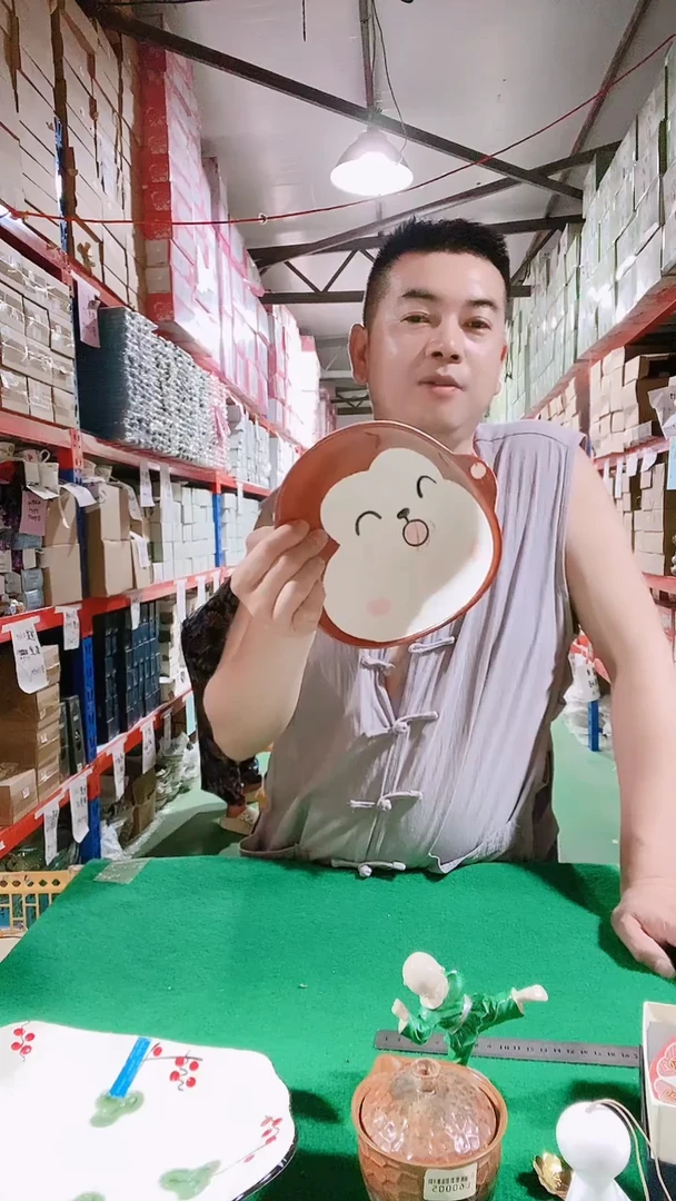 瓷片碗碟好物一件不留@@1