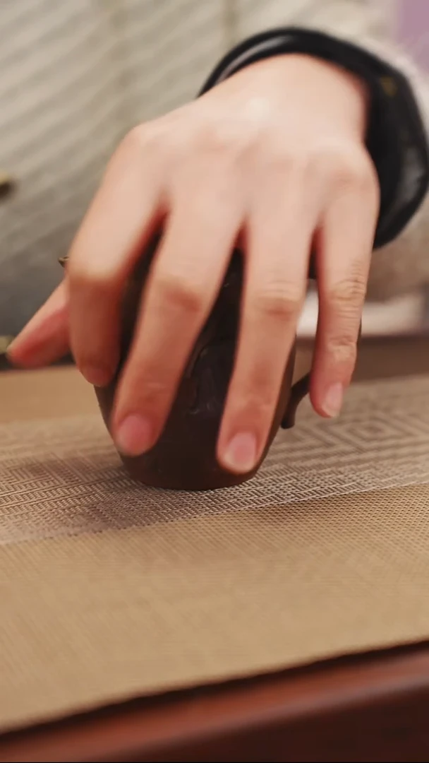 茶壶紫砂我***宝水月观音大瑕原矿