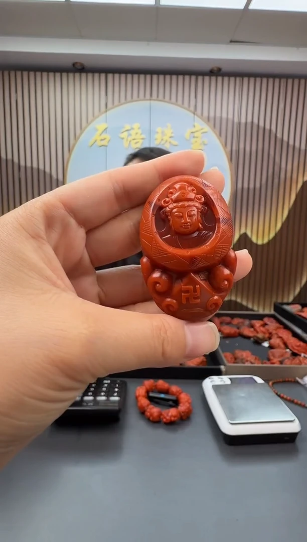 未镶嵌雕刻南红玛瑙089ZB0915产品一个