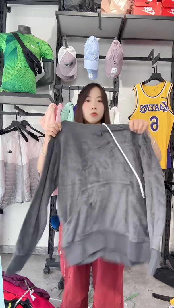 1529  编码 瑕疵款直播间过款为准 尺码 S