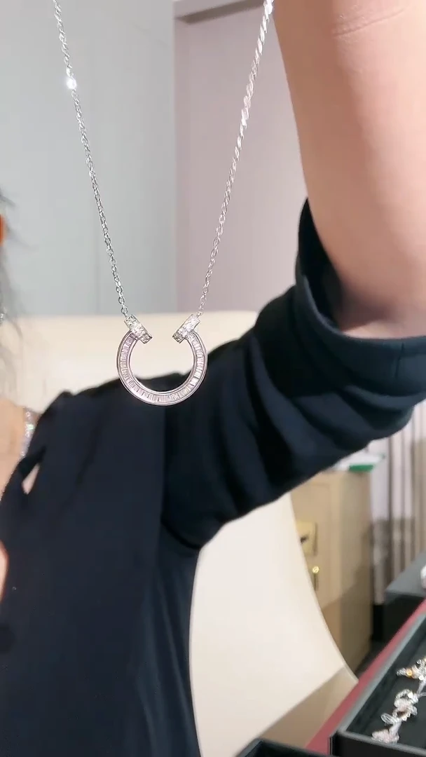 项链18K金镶嵌钻石钻石项链