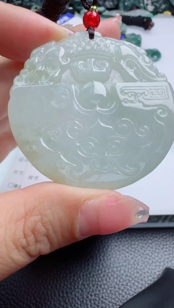 【闪购商品】翡翠颈饰未镶嵌11111111111