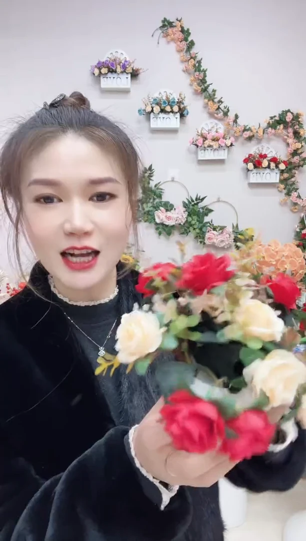 玫瑰花+陶瓷花盆