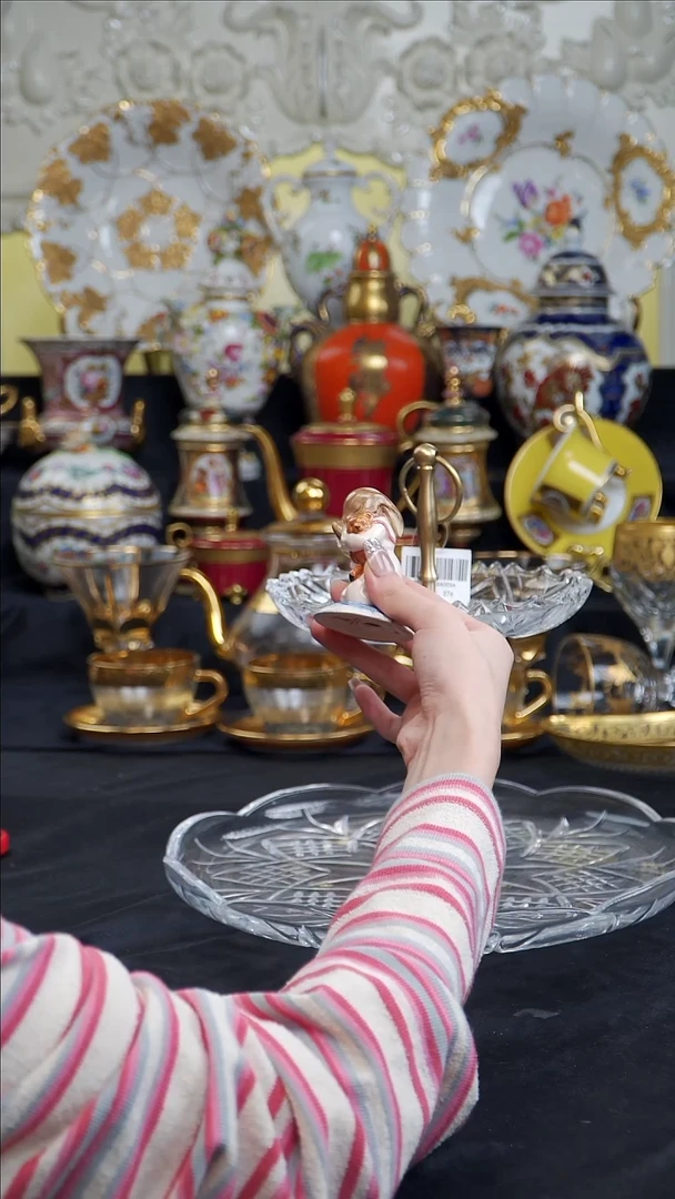 骨瓷婷婷中古器物如图所示76