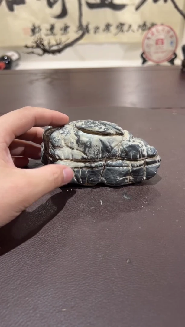 鹏**人意境典雅砚台烟缸摆件