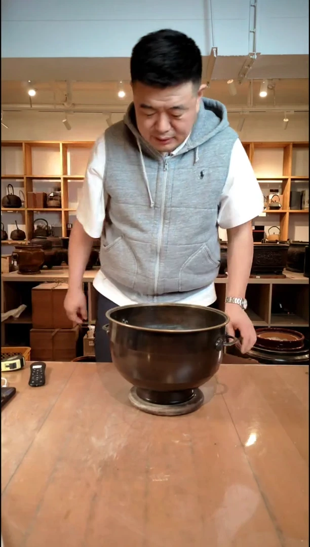 鸿**资日本原产铜制火钵