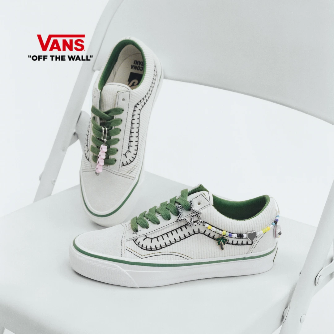 Vans范斯官方Cocona Premium LX Old Skool Charms奶白板鞋EGYCRM