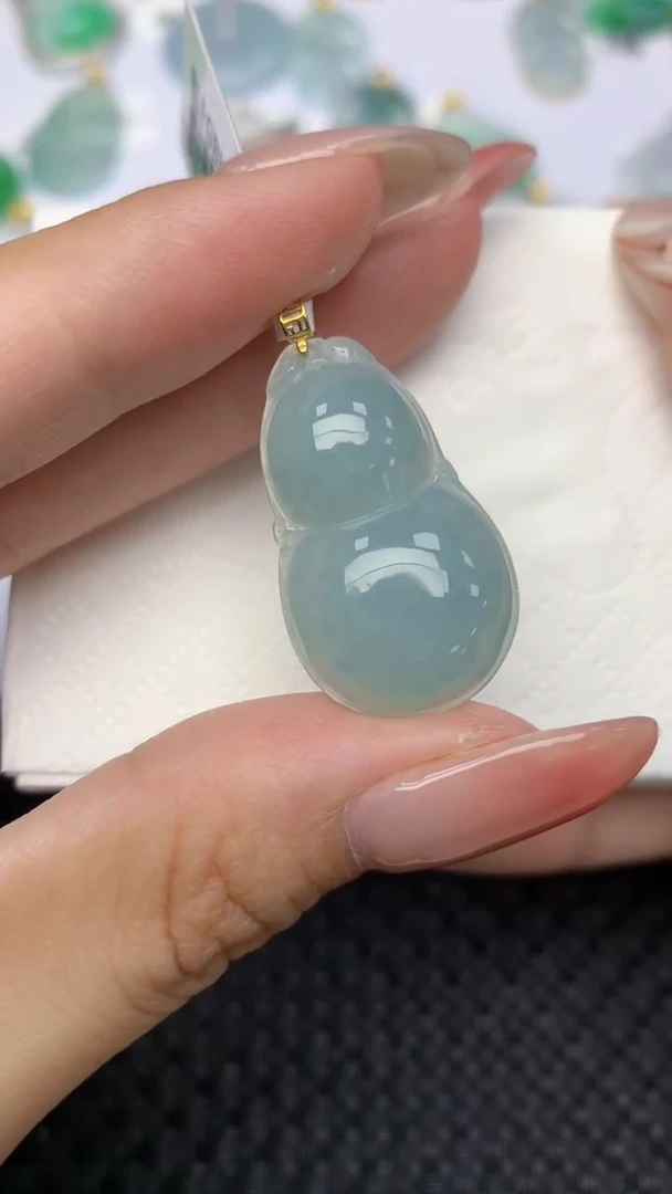 翡翠18K金镶嵌颈饰天然翡翠a货