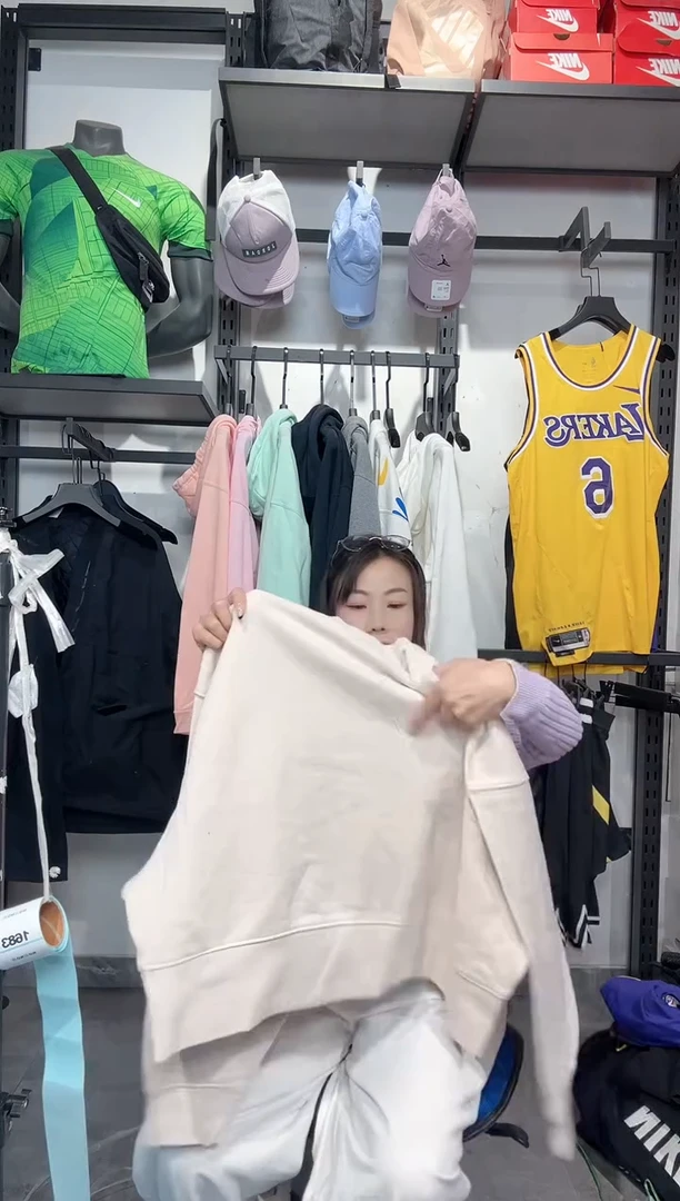 1678 编码 瑕疵款直播间过款为准 尺码