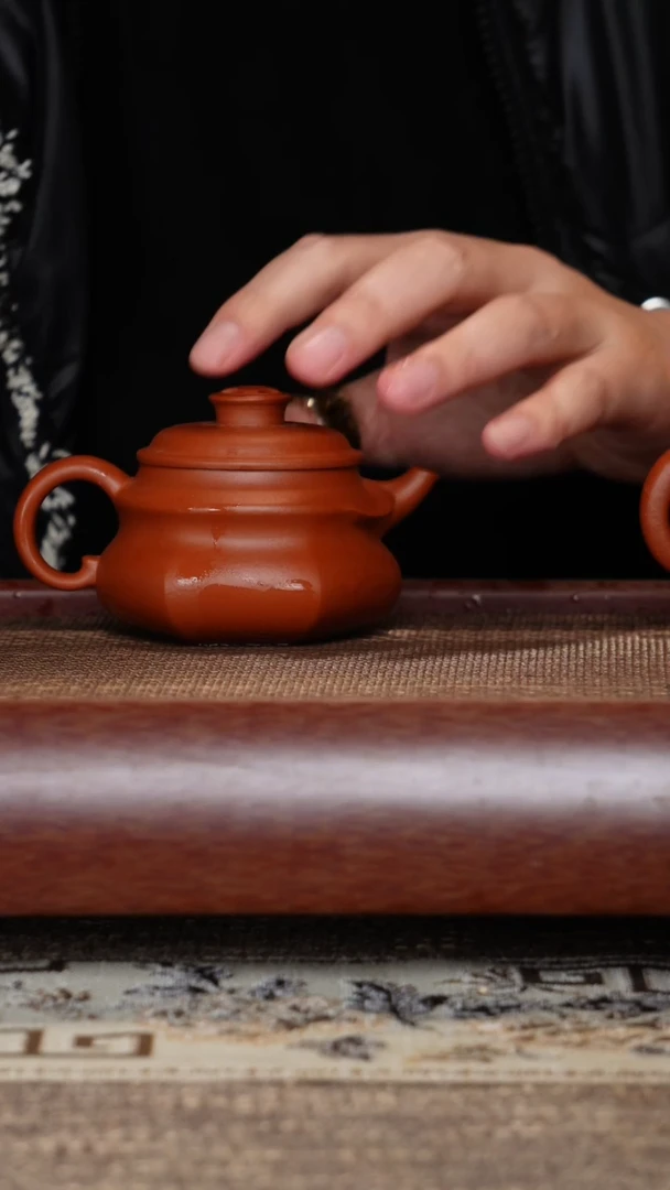 【闪购商品】紫砂茶壶微瑕福牛朱泥半手工