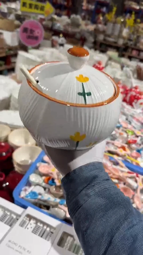 陶瓷猪油罐带勺子微瑕 凑满20元包邮