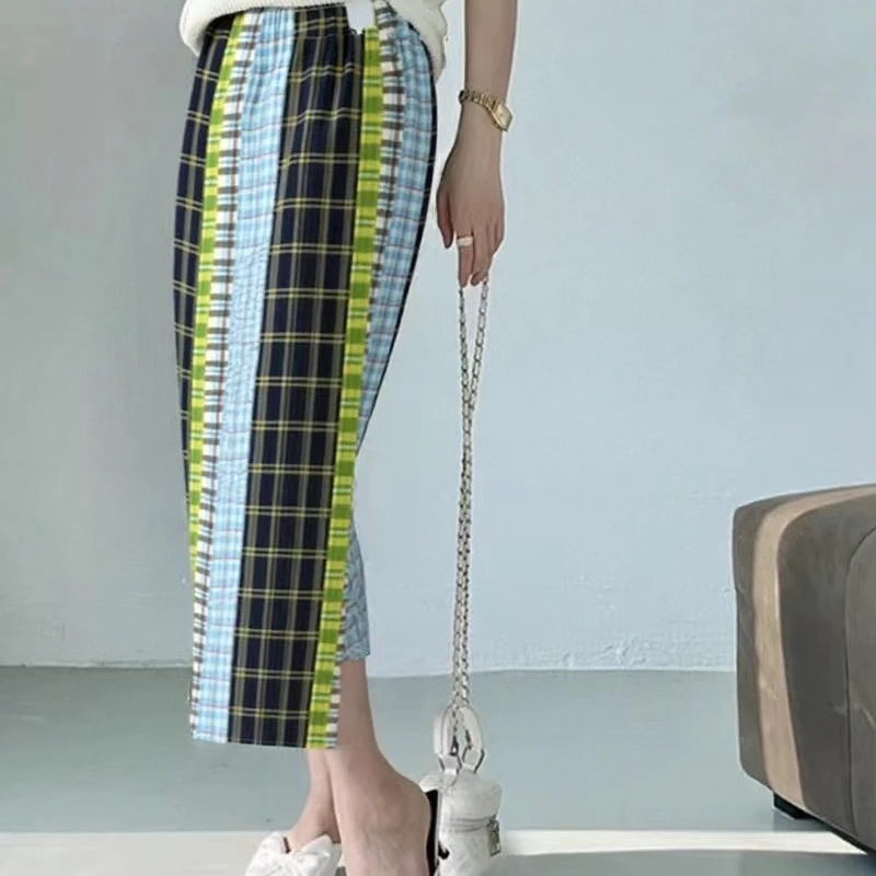 小众同款春夏新款时尚格子褶皱风复古拼色直筒:步百褶半身裙子女