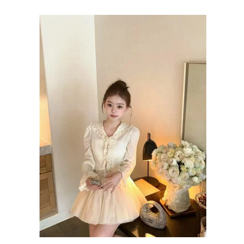 2025春夏新款法式甜美蕾丝花边泡泡袖上衣配气质网纱半身裙两件套