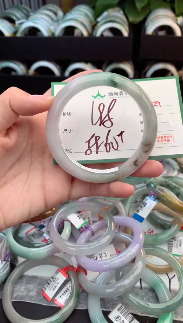 未镶嵌定制翡翠吹*️毛货需精细抛光+多人