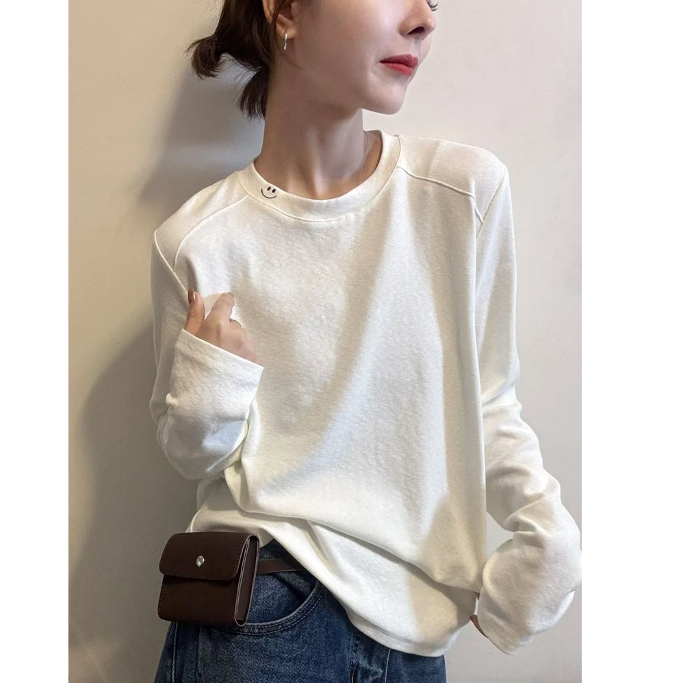 独特漂亮早秋上衣2025秋冬新款白色长袖T恤女笑脸刺绣圆领打底衫