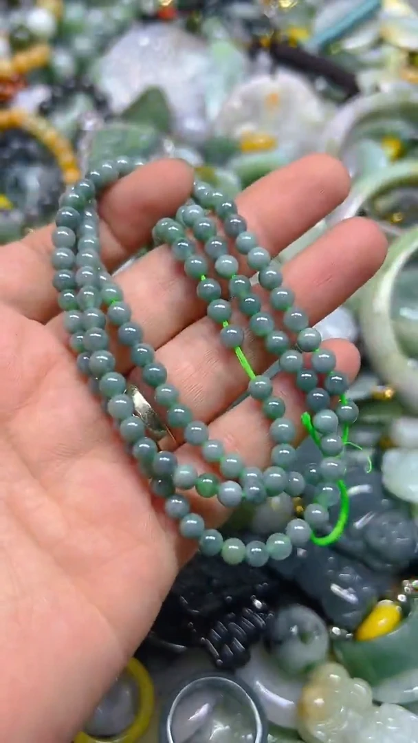 翡翠未镶嵌颈饰4MM/J/翡翠A货,一件也是批发价