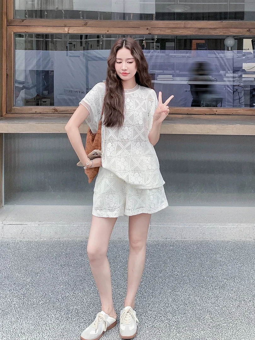 重工蕾丝三件套女夏2025新款 短裤短袖 高级镂空宽松套装