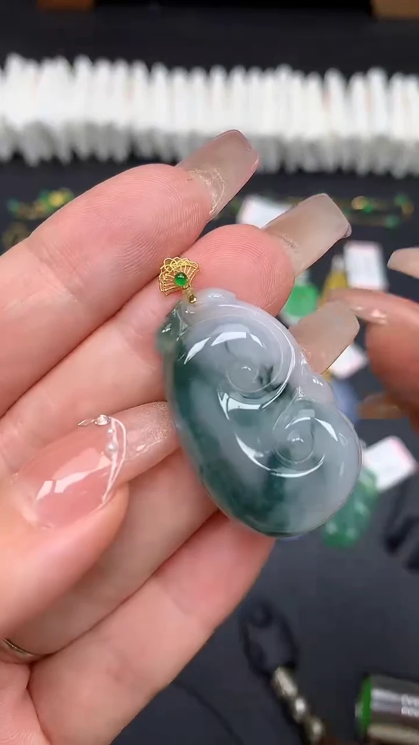 翡翠18K金镶嵌吊坠(不含链)MS194197