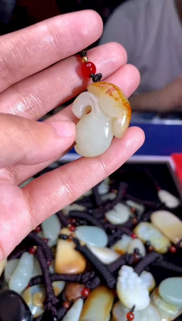 和田玉未镶嵌挂件1