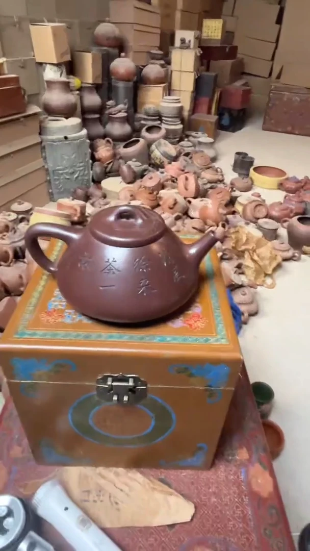 【闪购商品】黄龙山原矿全手紫砂壶