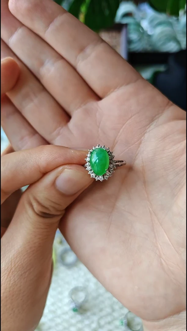 翡翠戒指银S925镶嵌翡翠戒指S925银镶嵌