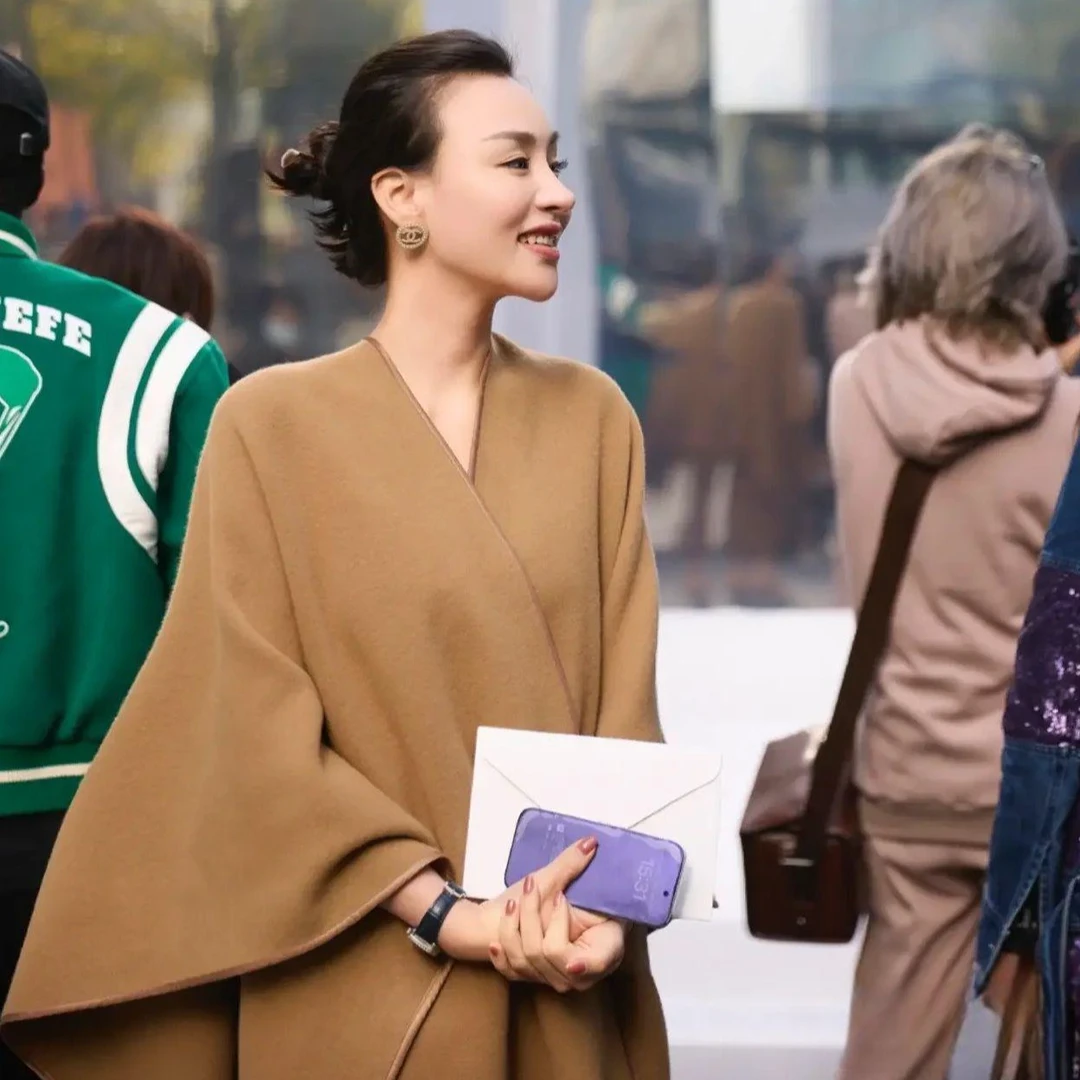 99新 BURBERRY/博柏利 双双臻选/kk00023/博柏利斗篷/M