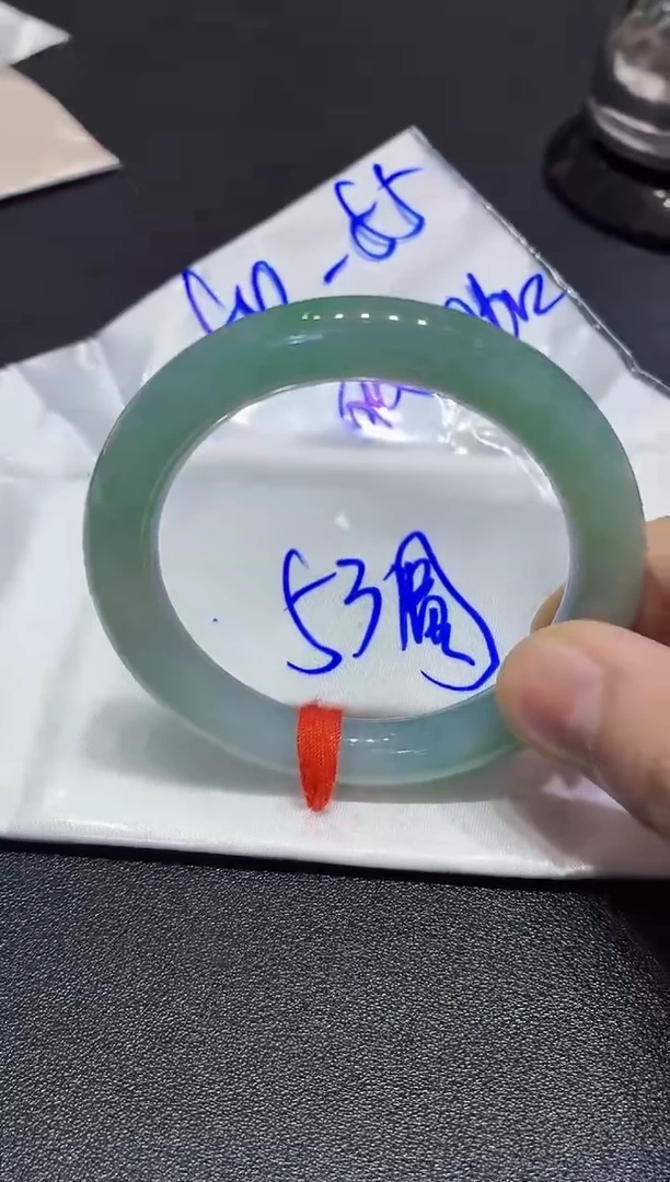 未镶嵌手镯翡翠翡翠手镯