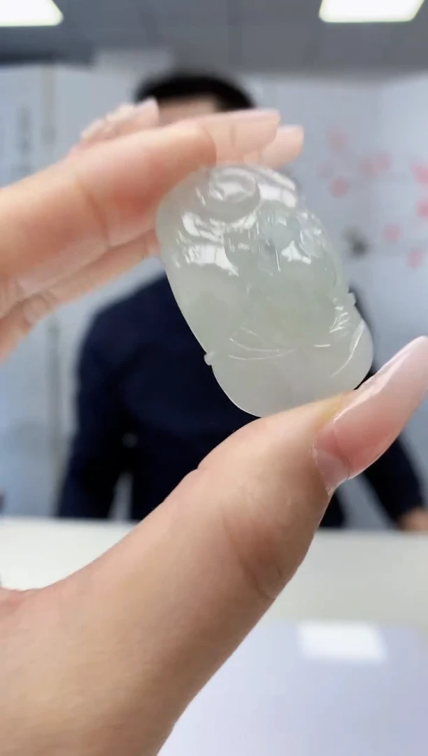 【闪购商品】定制翡翠未镶嵌3916lr-毛货挂件167