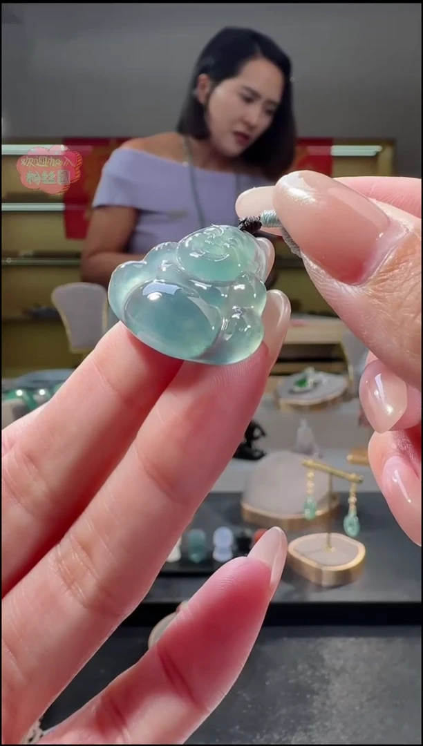 吊坠(不含链)未镶嵌翡翠佛公纯天然A货翡翠（多样性发其一）