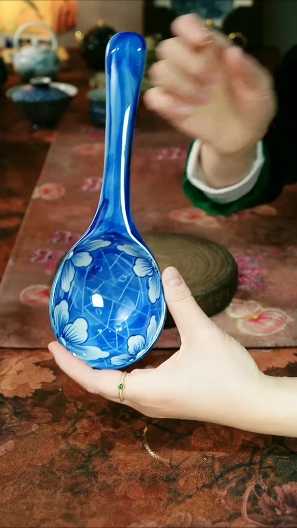 茶碗...........