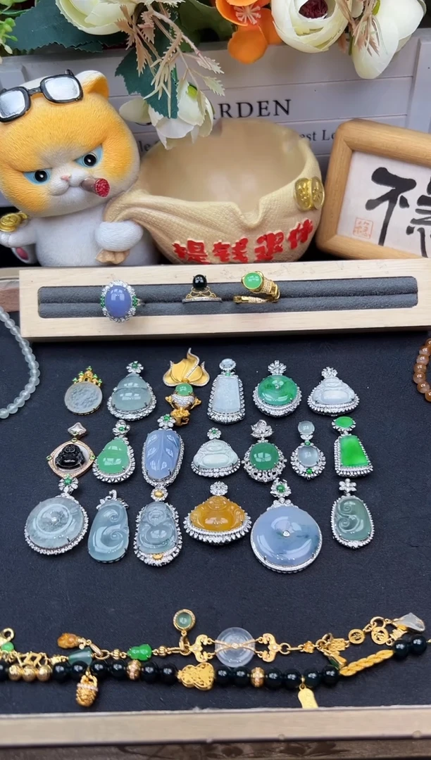 吊坠(不含链)18K金镶嵌翡翠勿拍