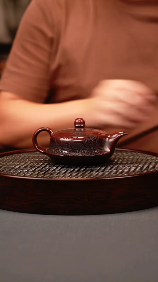 茶壶紫砂古红泥 曲壶 刻绘
