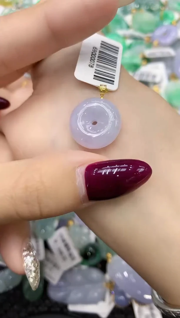 翡翠18K金镶嵌颈饰111111111111