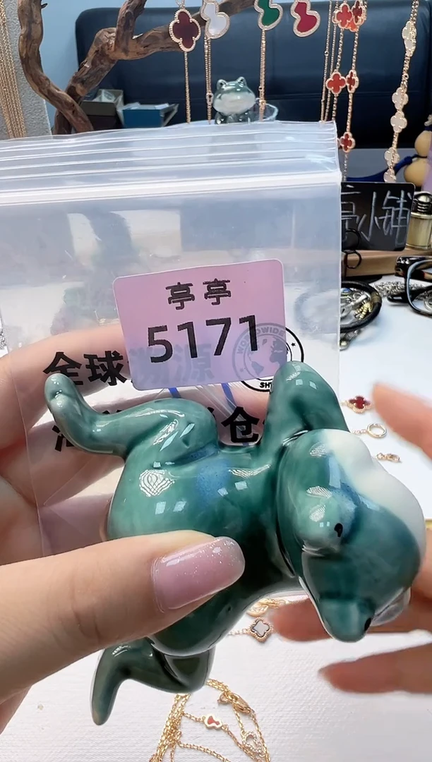 勇**春 华禄甄选阁二号铺娜娜