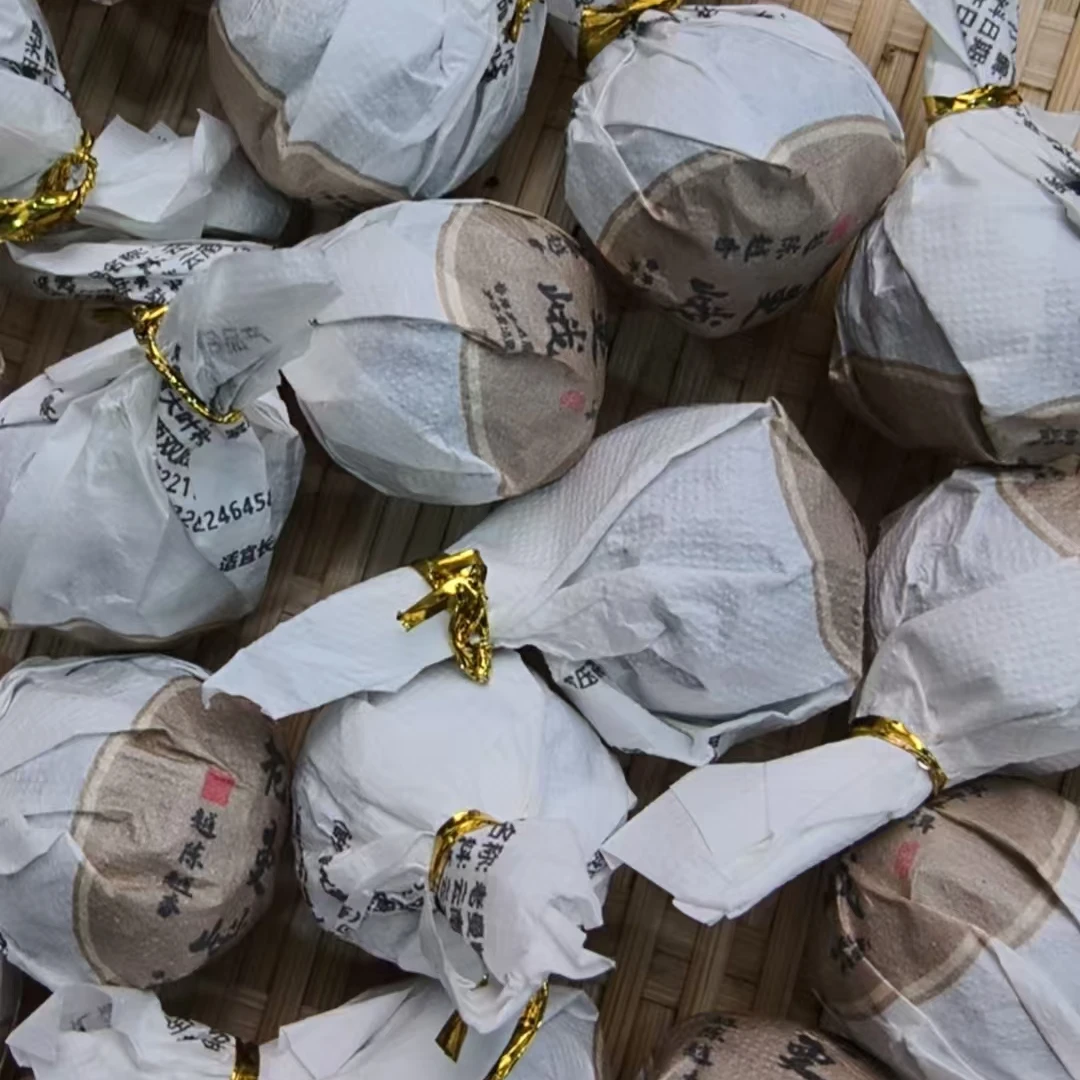 6月7日 100克 20年老曼峨 熟茶龙珠 T3775