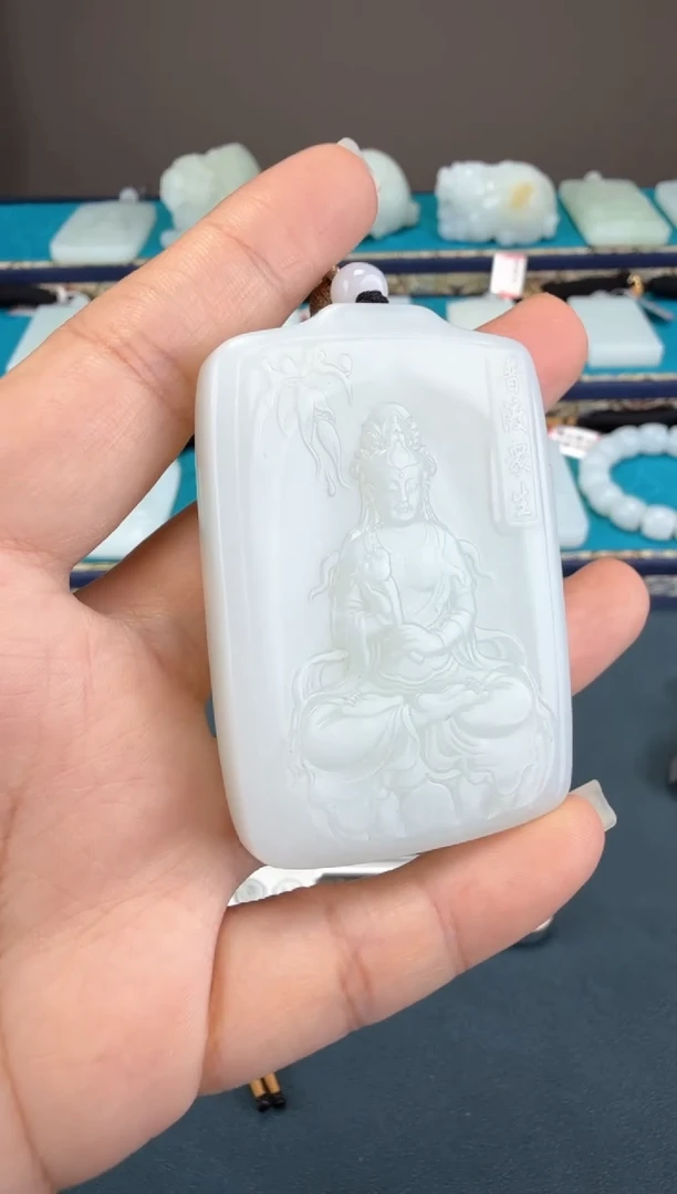 颈饰未镶嵌和田玉1