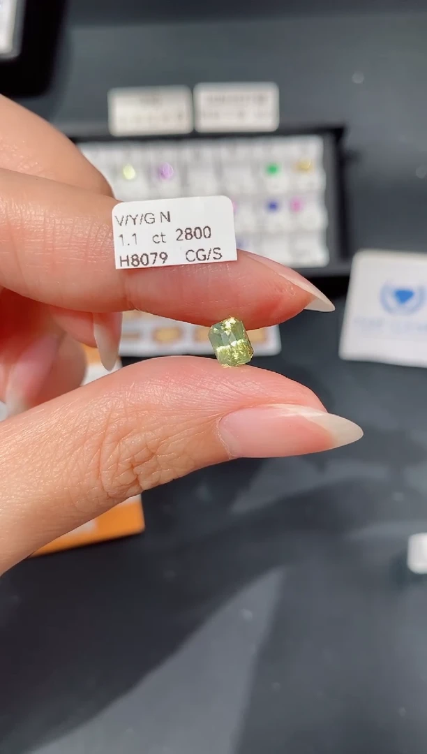 裸石彩色蓝宝石1.1ct H8079 CG/S