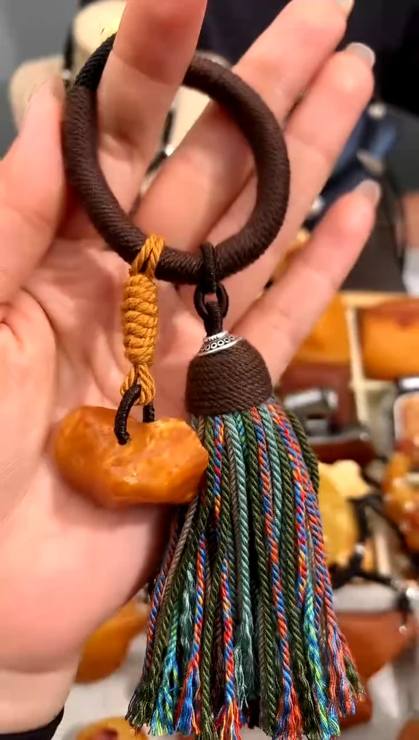 【闪购商品】琥珀裸石未镶嵌似玉