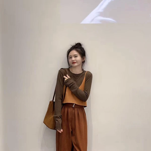 2025秋季新款韩系多巴胺圆领针织打底衫叠穿吊带两件套上衣休闲裤