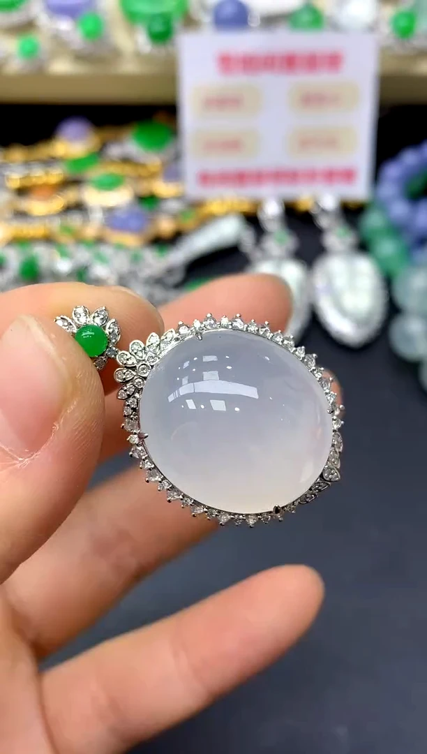 颈饰18K金镶嵌翡翠479-中国好珍宝