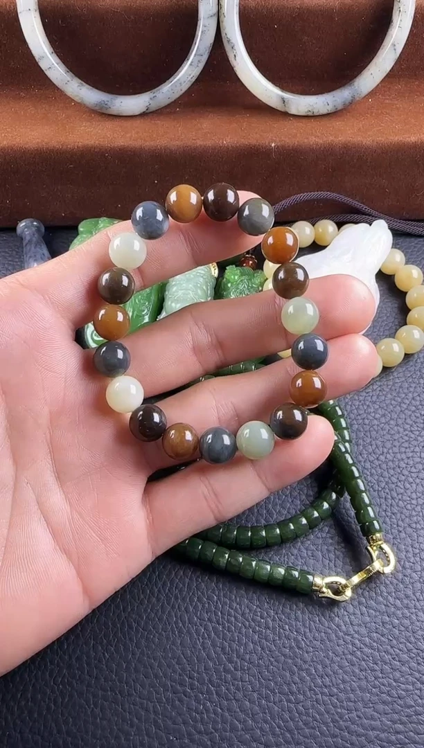 未镶嵌和田玉挂件手串